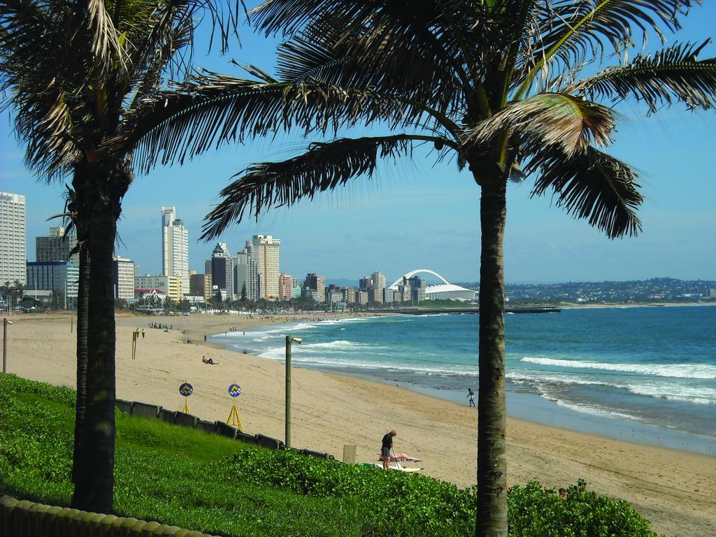 Gooderson Leisure Silver Sands 2 Self Catering And Timeshare Lifestyle Resort Durban Kültér fotó